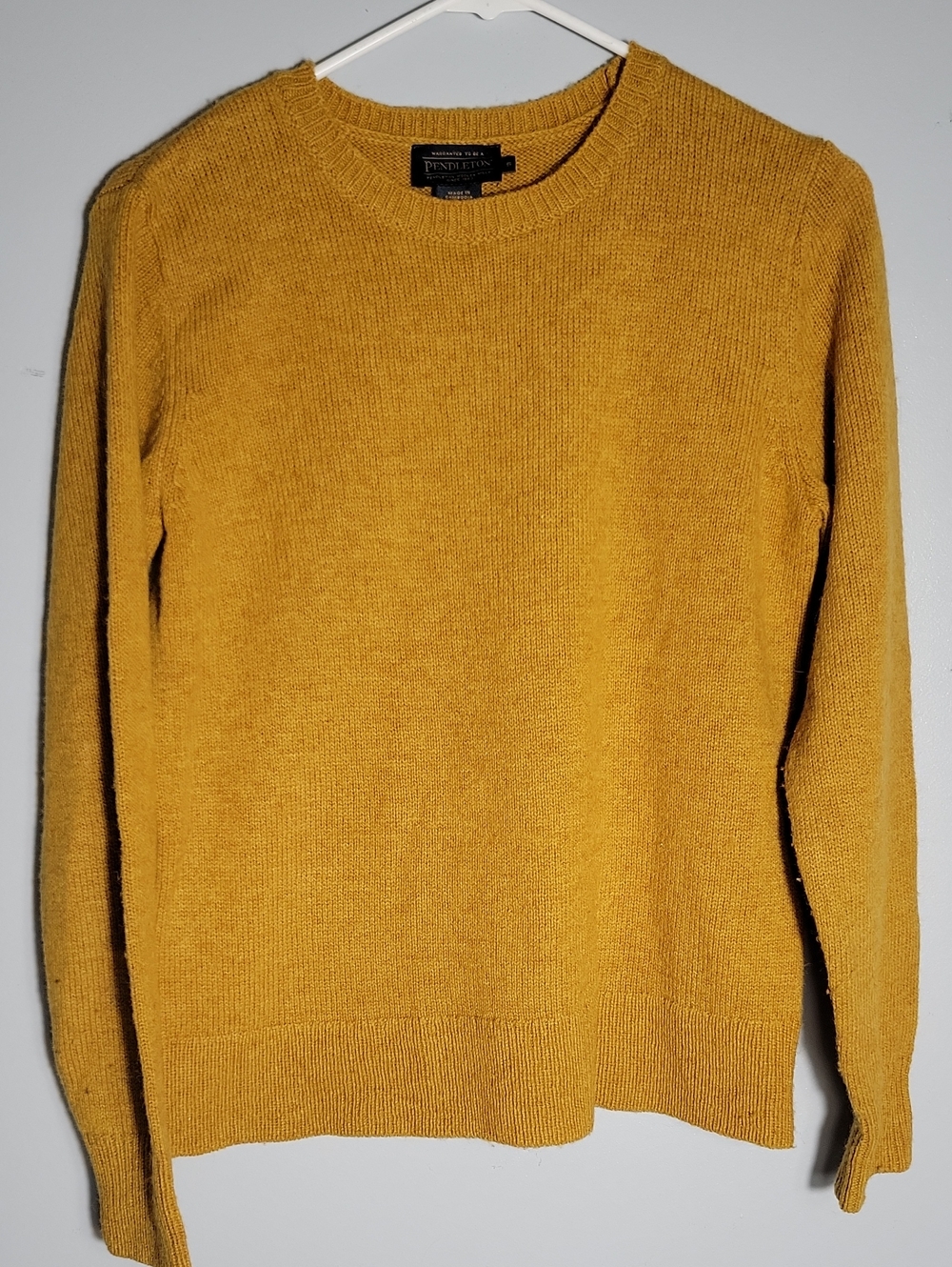 Pendletin Womens  Mustard Yellow Crewneck Sweater Small
